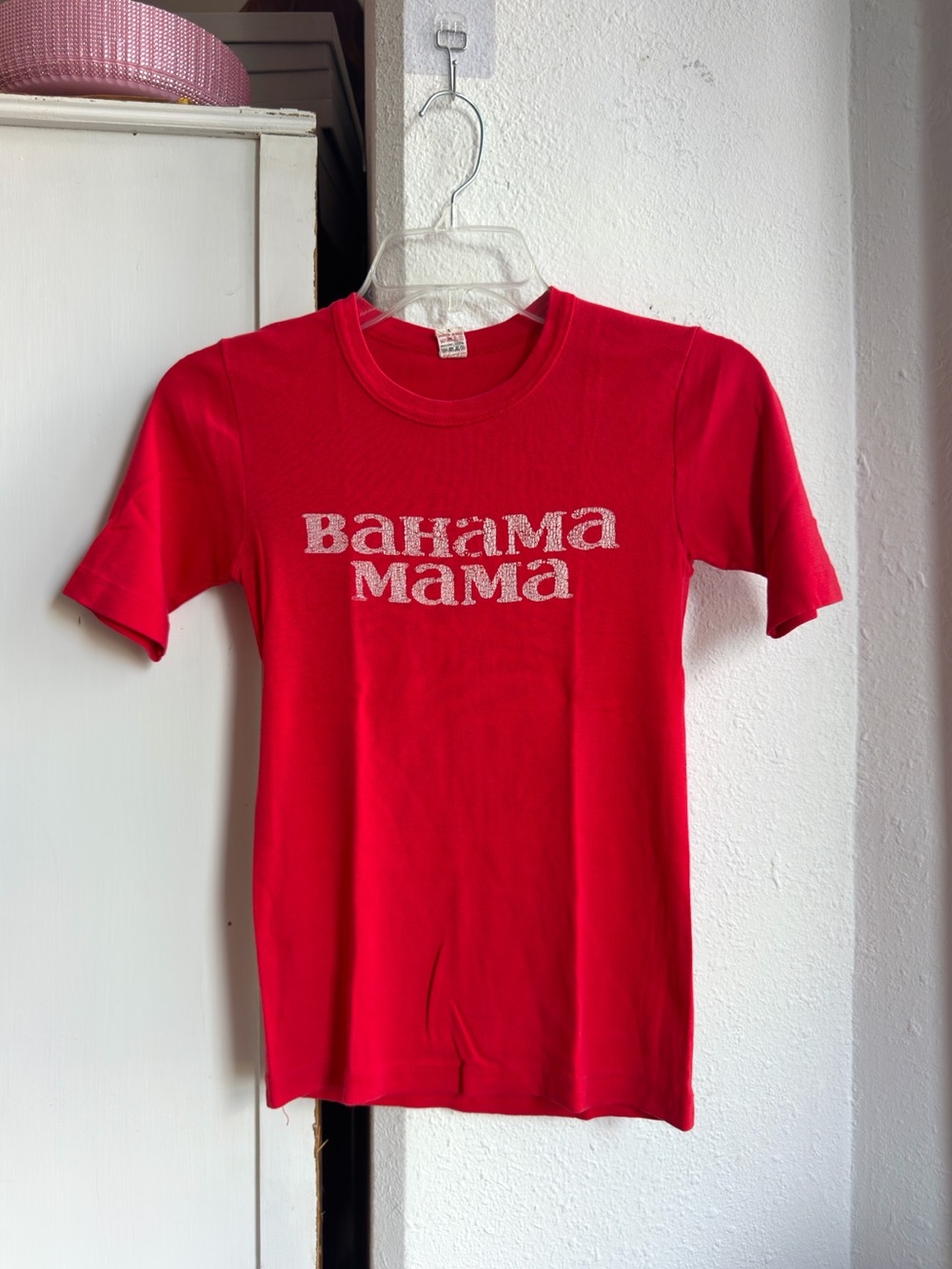 Vintage 60s Ferrys Bahama Mama women’s slim t-shirt red 100% cotton